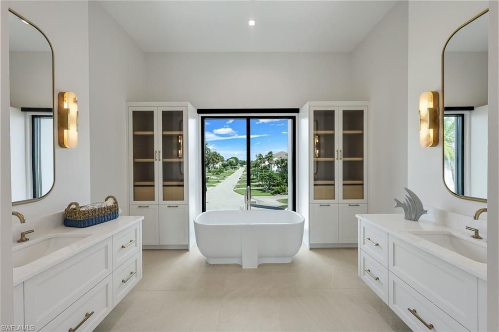 348 Seagull Ave, Naples, FL 34108 Photo