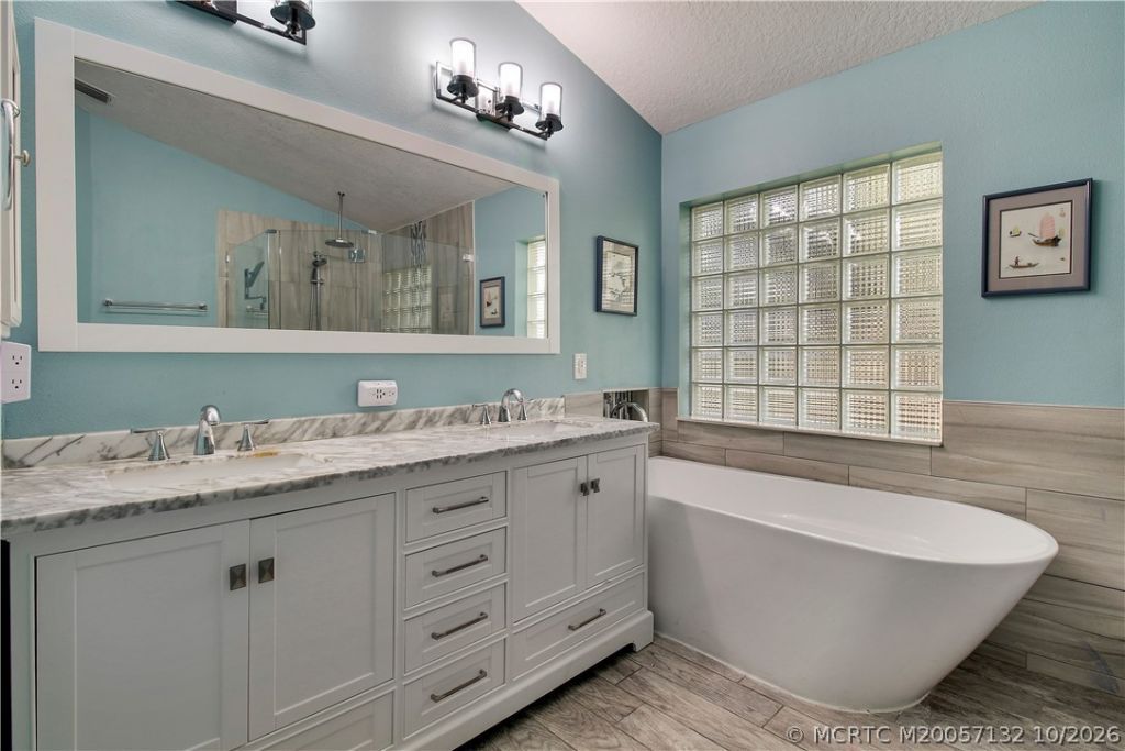 3371 SW Islesworth Circle, Palm City, FL 34990 Photo