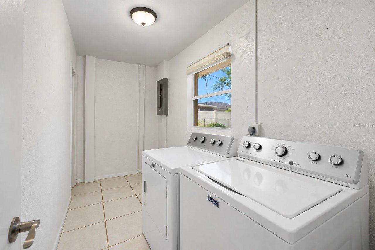 Please Call For Address, Cape Coral, FL 33904 Photo
