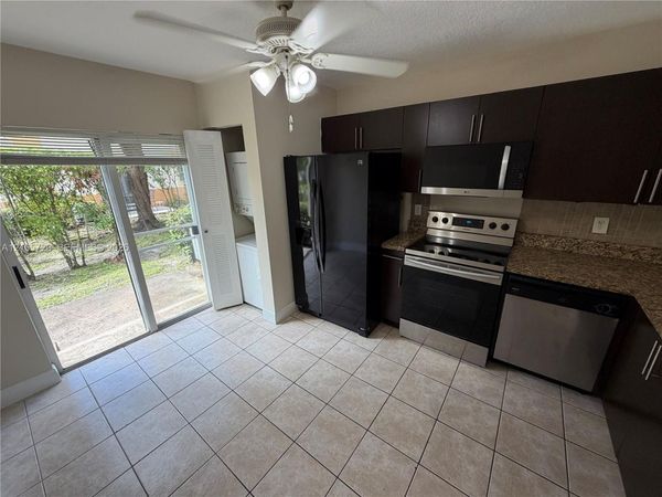 4785 SW 62nd Ave , Unit 102, Davie, FL 33314