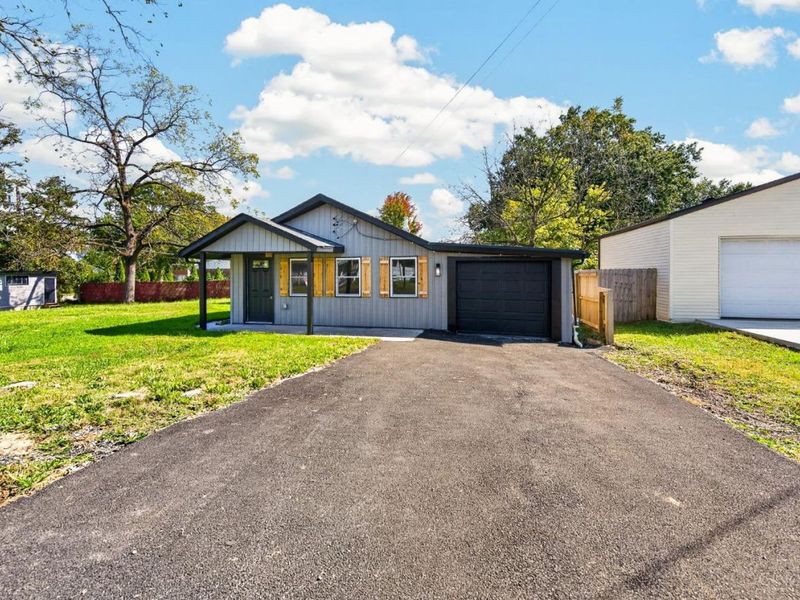 8812 Pine Road, Sycamore Township, OH 45242 Photo 1