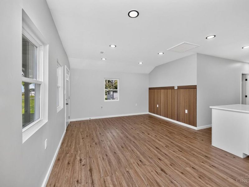 8812 Pine Road, Sycamore Township, OH 45242 Photo 12