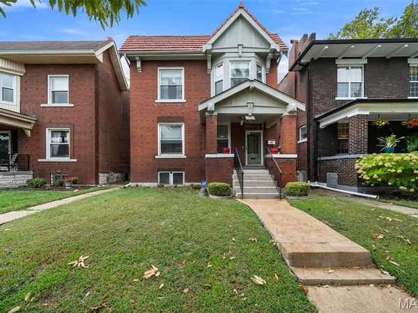 5924 De Giverville , St Louis, MO 63112