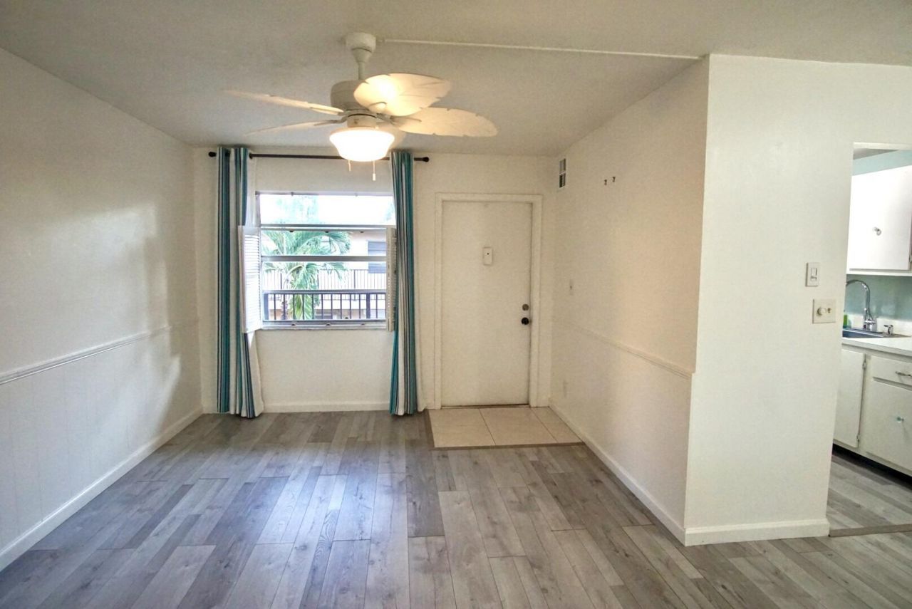 205 NE 3rd Street, Unit 203, Boynton Beach, FL 33435 Photo