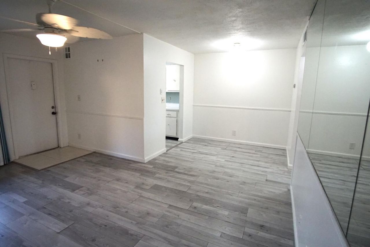 205 NE 3rd Street, Unit 203, Boynton Beach, FL 33435 Photo