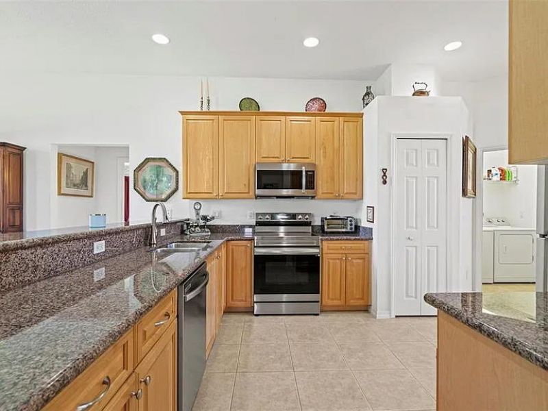 386 SW Donna Terrace, Port Saint Lucie, FL 34984 Photo