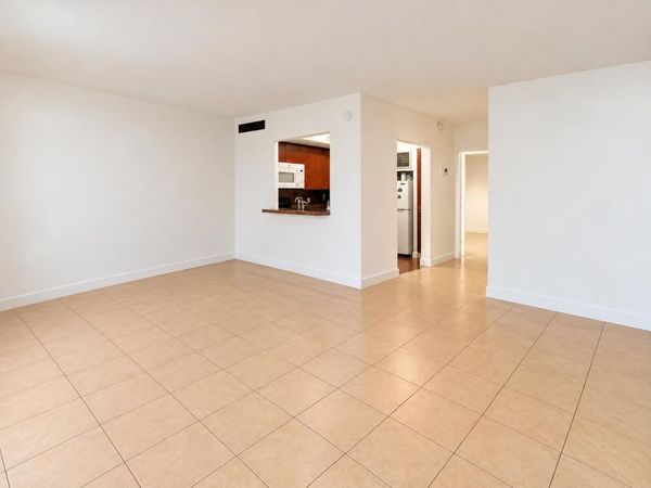 11 SW 52nd Avenue, Unit 7b, Coral Gables, FL 33134