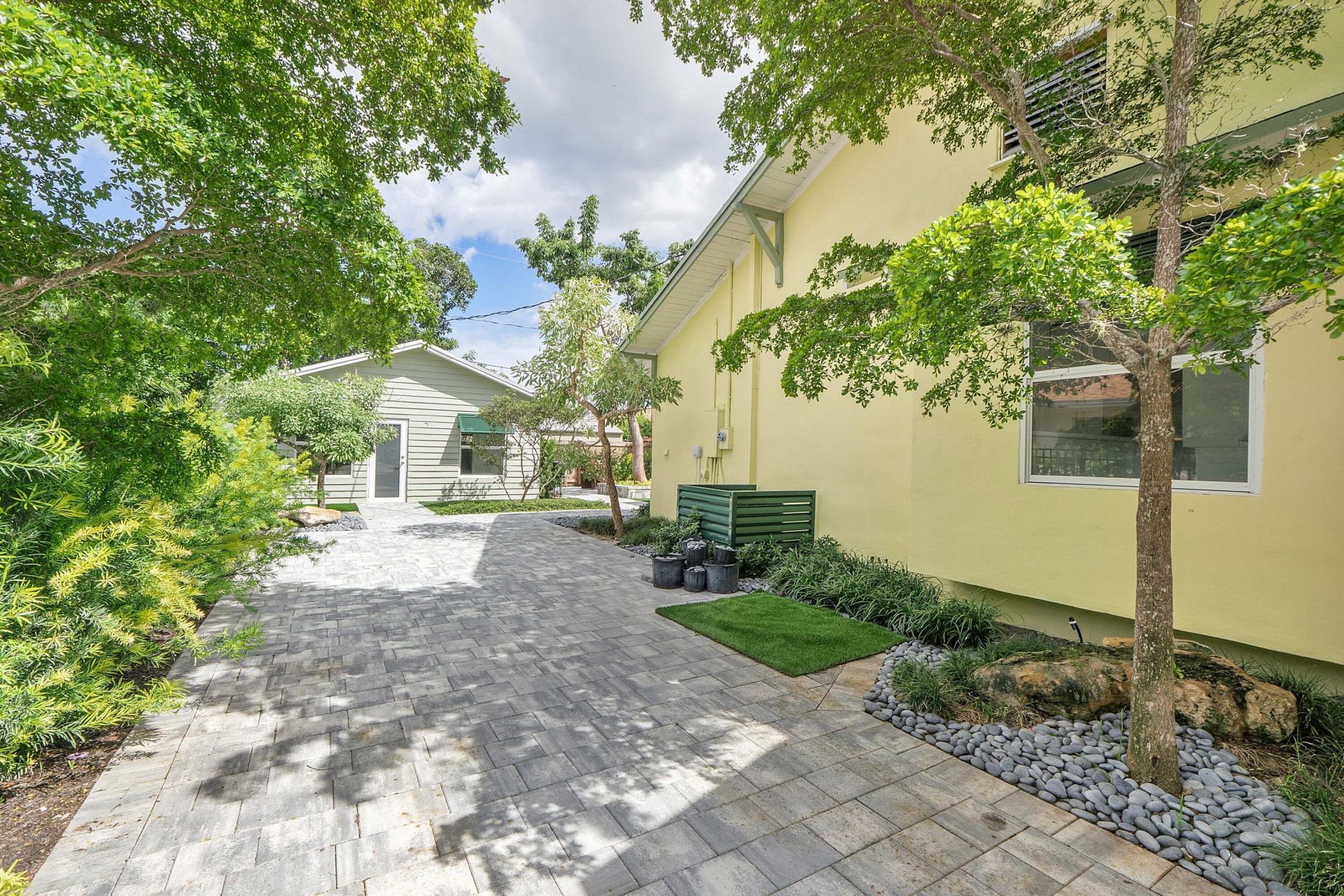 216 NE 23rd Avenue, Pompano Beach, FL 33062 Photo