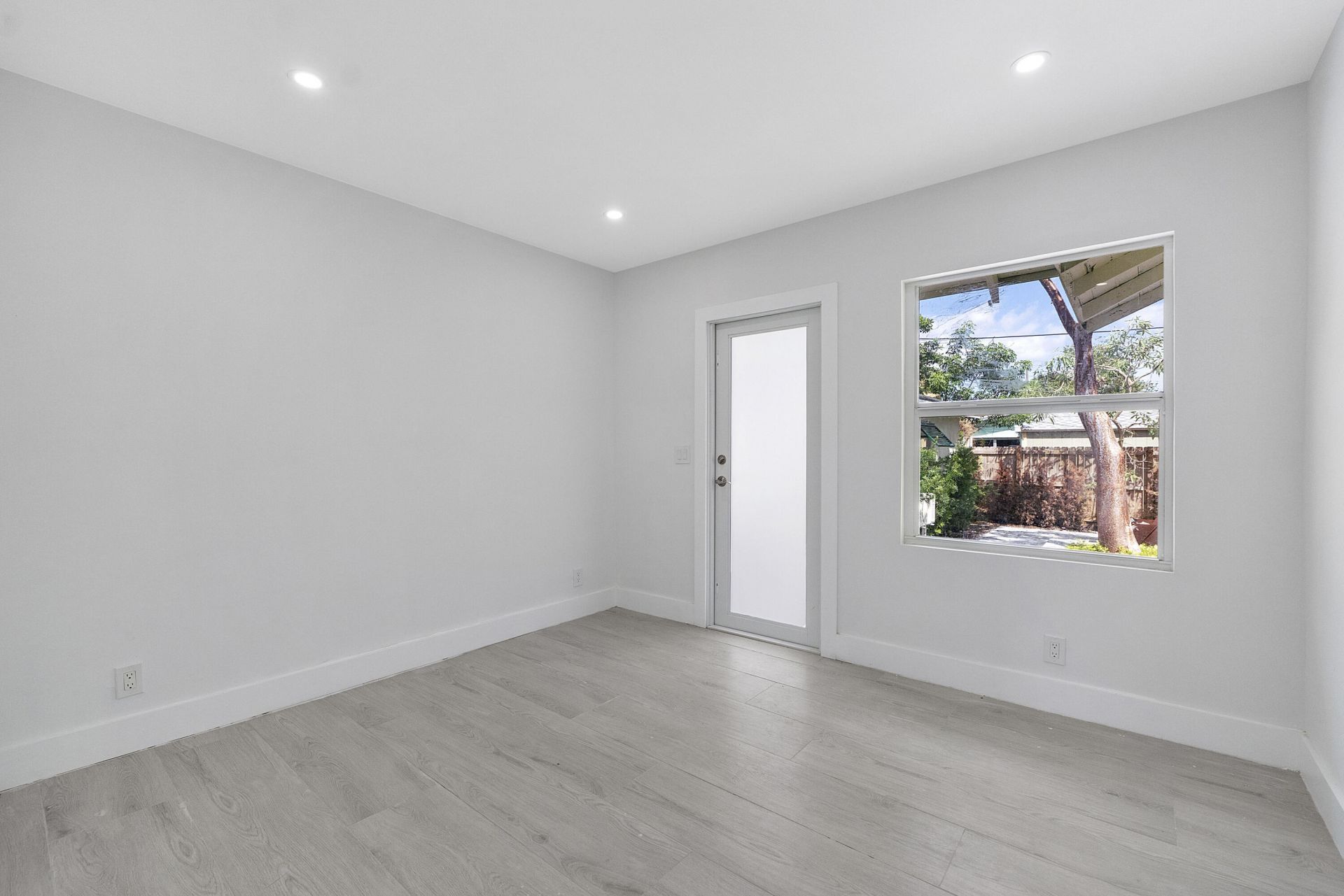 216 NE 23rd Avenue, Pompano Beach, FL 33062 Photo