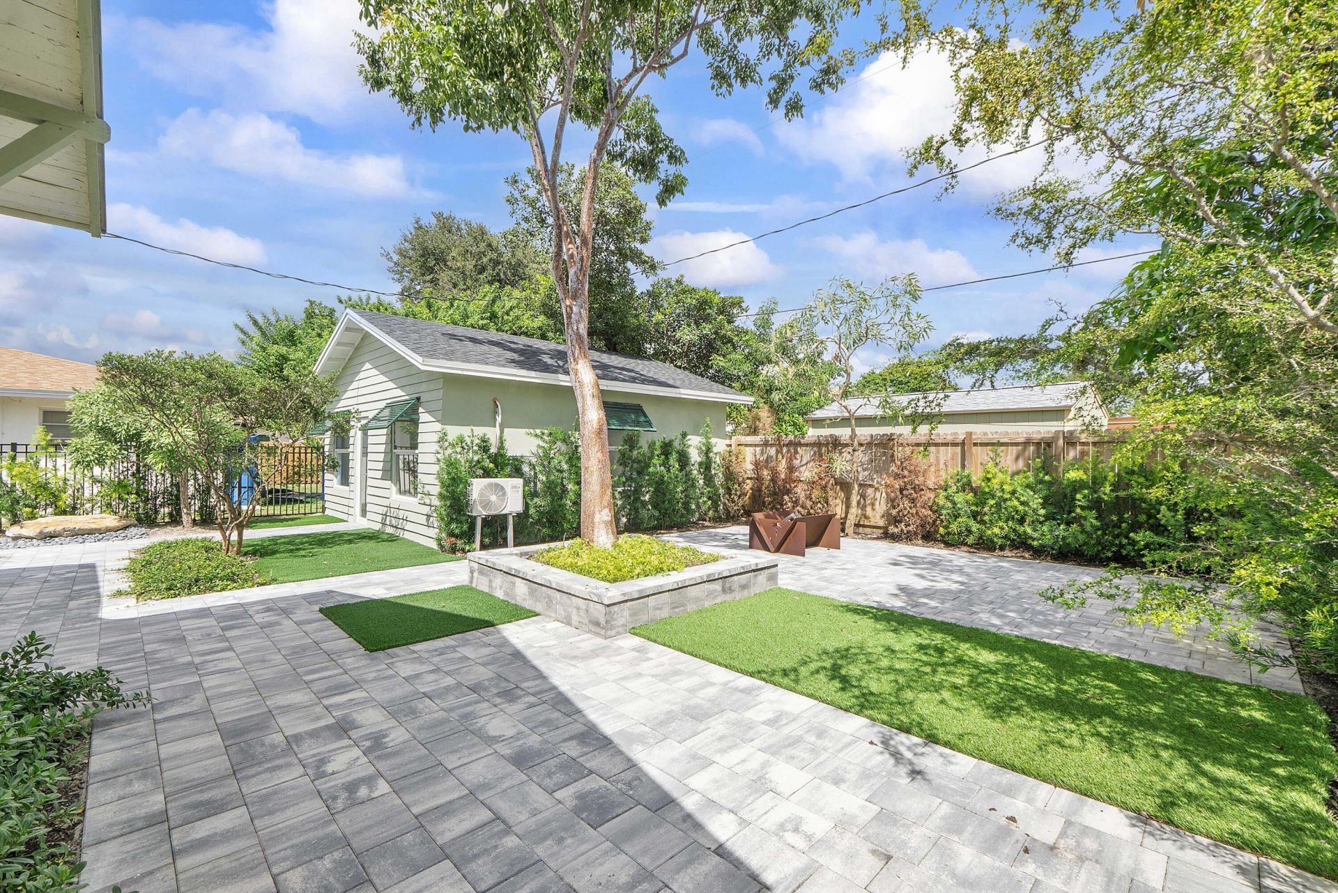 216 NE 23rd Avenue, Pompano Beach, FL 33062 Photo