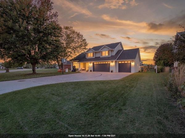 1915 PINK DOGWOOD WAY, Green Bay, WI 54313