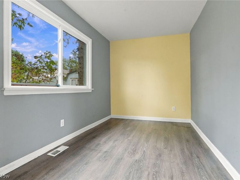1833 Springfield Center Road , Akron, OH 44312 Photo 15