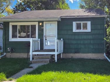 3035 Raskob Street, Flint, Mi 48504