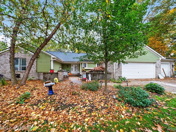 2662 Crooked Lake Road S, Genoa Township, Mi 48843