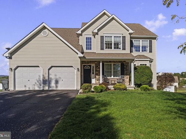 910 W MILL CREEK WAY , POTTSTOWN, PA 19465