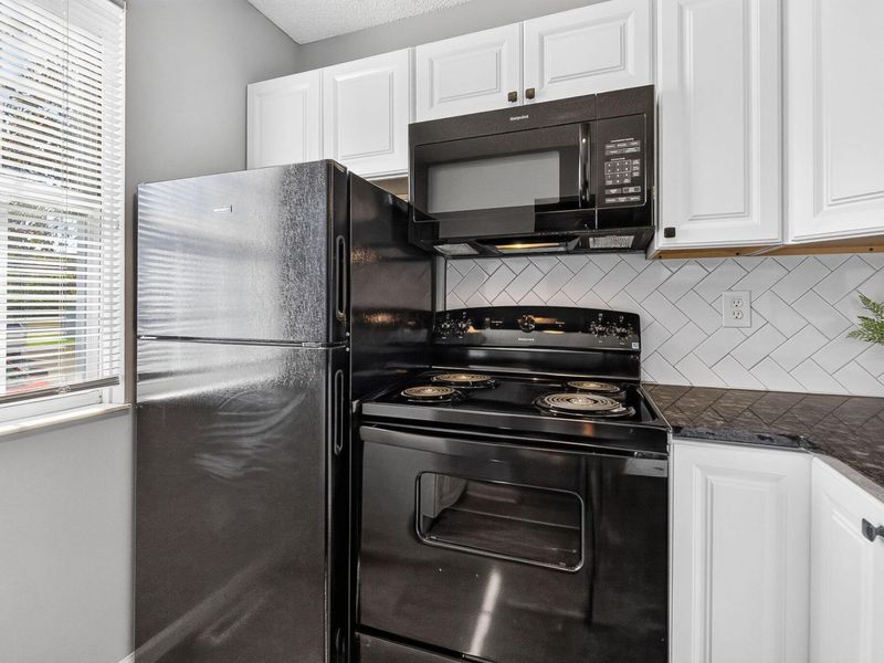 7298 Kirkdale Drive, Unit 19E, Blacklick, OH 43004 Photo 22