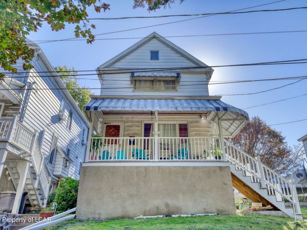 17 Evans Lane, Wilkes Barre Township, PA 18702