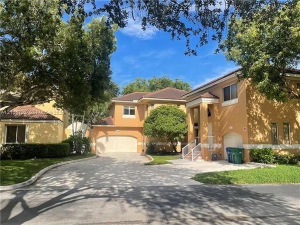 11255 Lakeview Dr , Unit 23-G, Coral Springs, FL 33071