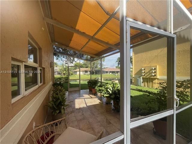 11255 Lakeview Dr, Unit 23-G, Coral Springs, FL 33071 Photo