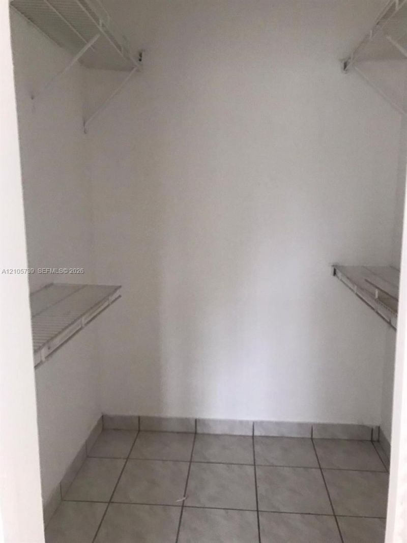 470 NE 210th Cir Ter, Unit 201-11, Miami, FL 33179 Photo