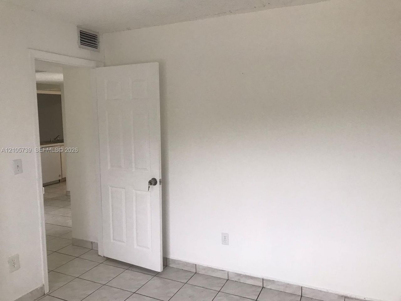 470 NE 210th Cir Ter, Unit 201-11, Miami, FL 33179 Photo