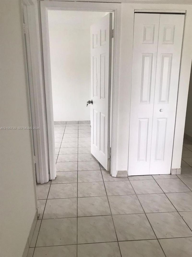 470 NE 210th Cir Ter, Unit 201-11, Miami, FL 33179 Photo
