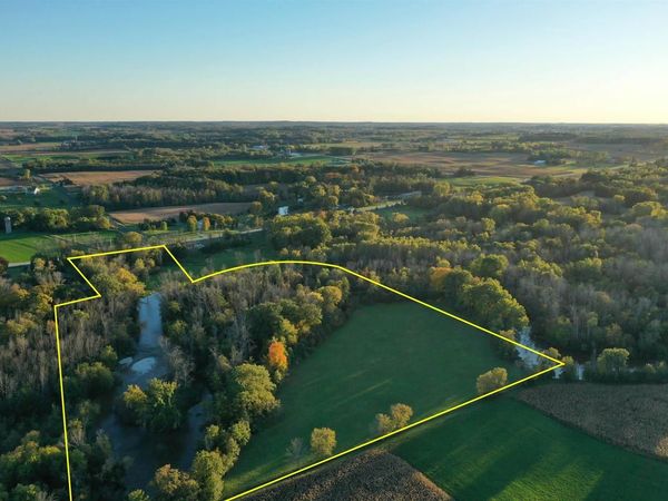 CTY RD JJ, Manitowoc, WI 54220