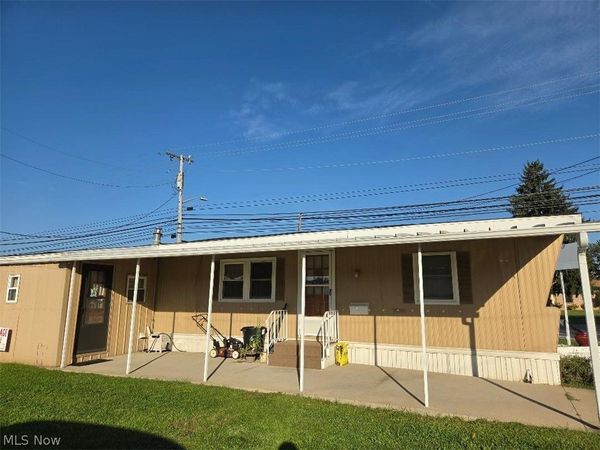 701 N Main Street , Unit 30, Wellington, OH 44090