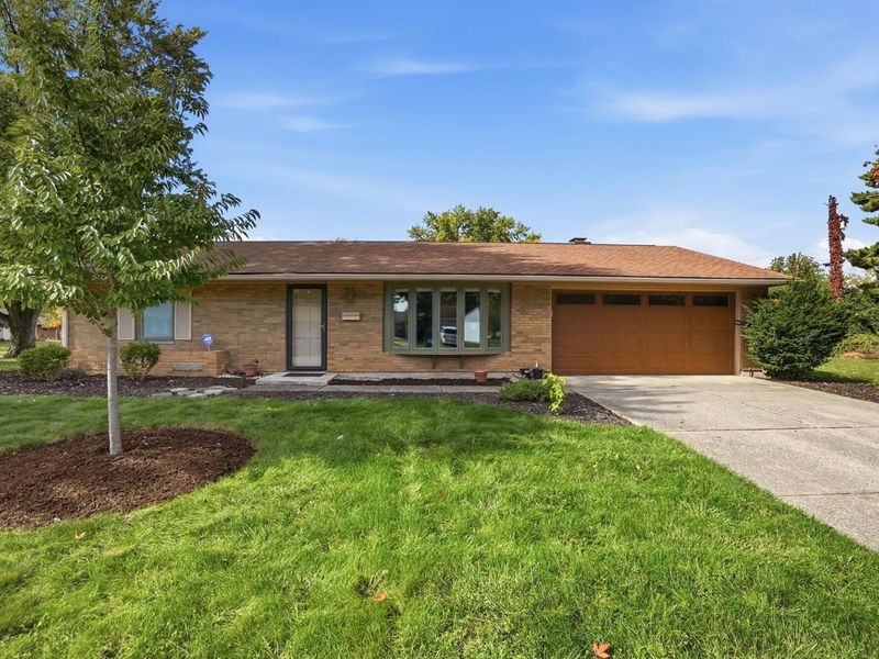 2065 S Center Boulevard, Springfield, OH 45506 Photo 3
