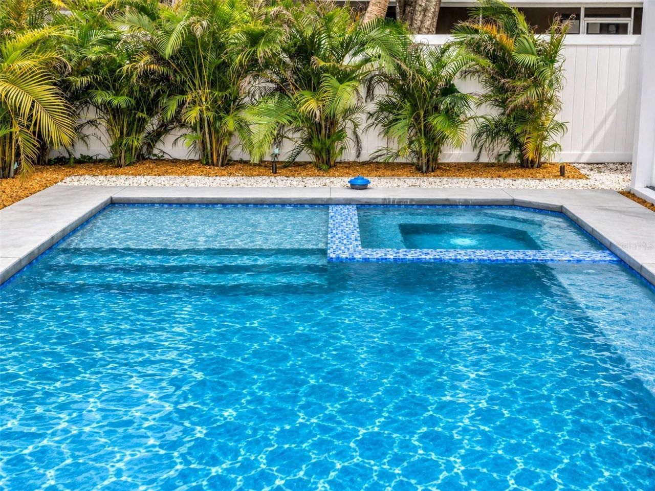 2345 Temple Street, Sarasota, FL 34239 Photo