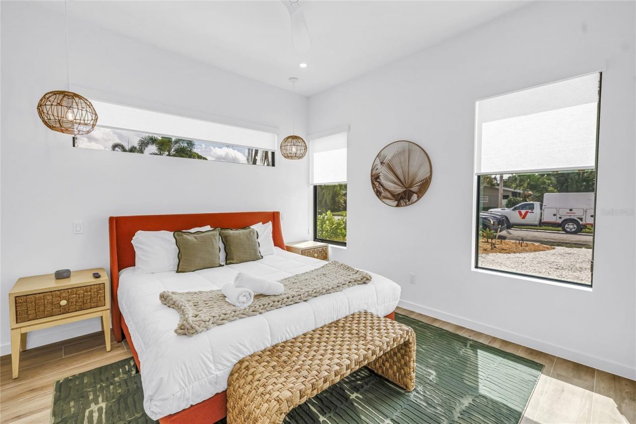 2345 Temple Street, Sarasota, FL 34239 Photo