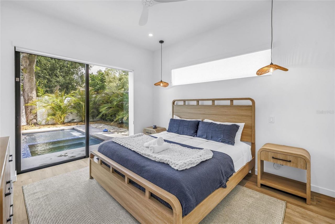 2345 Temple Street, Sarasota, FL 34239 Photo