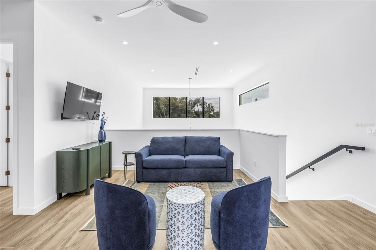 2345 Temple Street, Sarasota, FL 34239 Photo