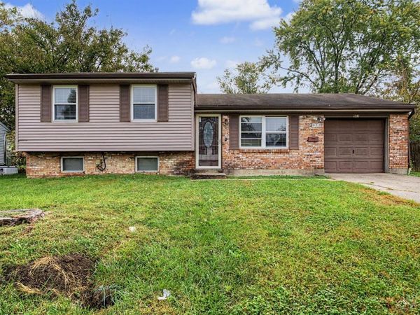 967 Harrogate Court, Forest Park, OH 45240