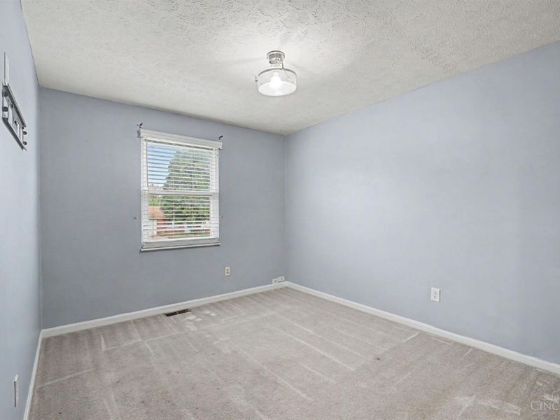 967 Harrogate Court, Forest Park, OH 45240 Photo 15