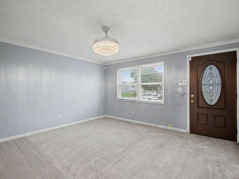 967 Harrogate Court, Forest Park, OH 45240 Photo 4