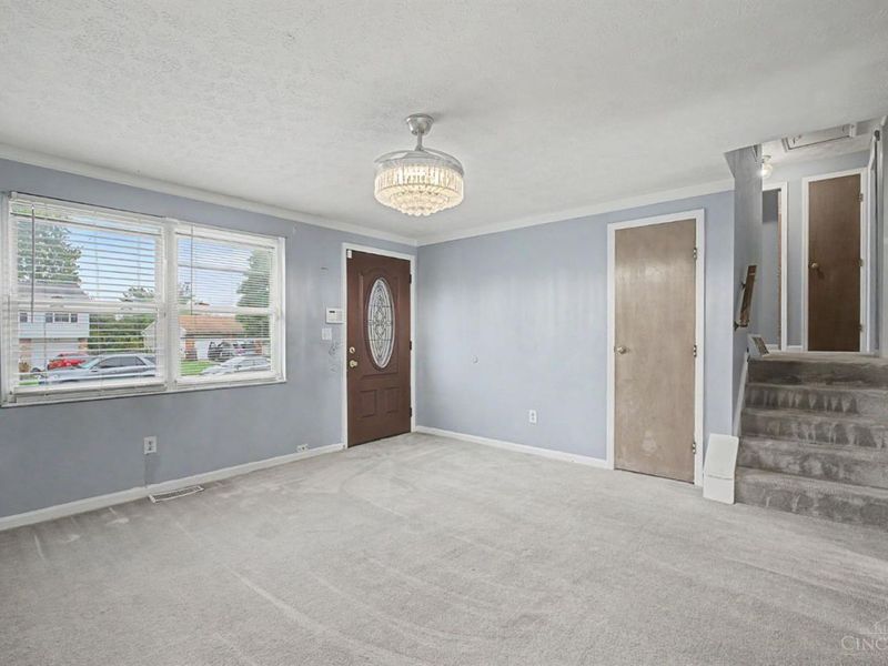 967 Harrogate Court, Forest Park, OH 45240 Photo 5