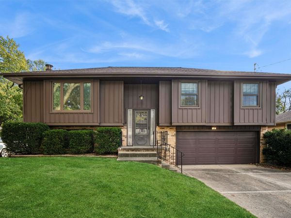 4409 62nd Street, Urbandale, IA 50322