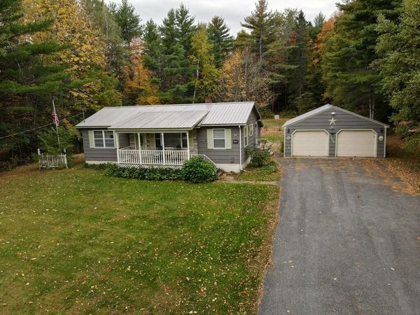 2776 Ohio Street, Glenburn, ME 04401