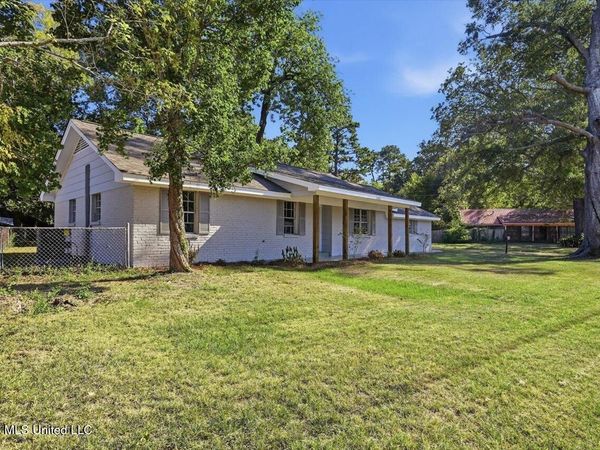 3423 Patterson Drive, Pearl, MS 39208