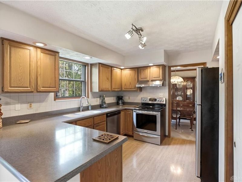 6017 Guard Hill Place, West Carrollton, OH 45459 Photo 4