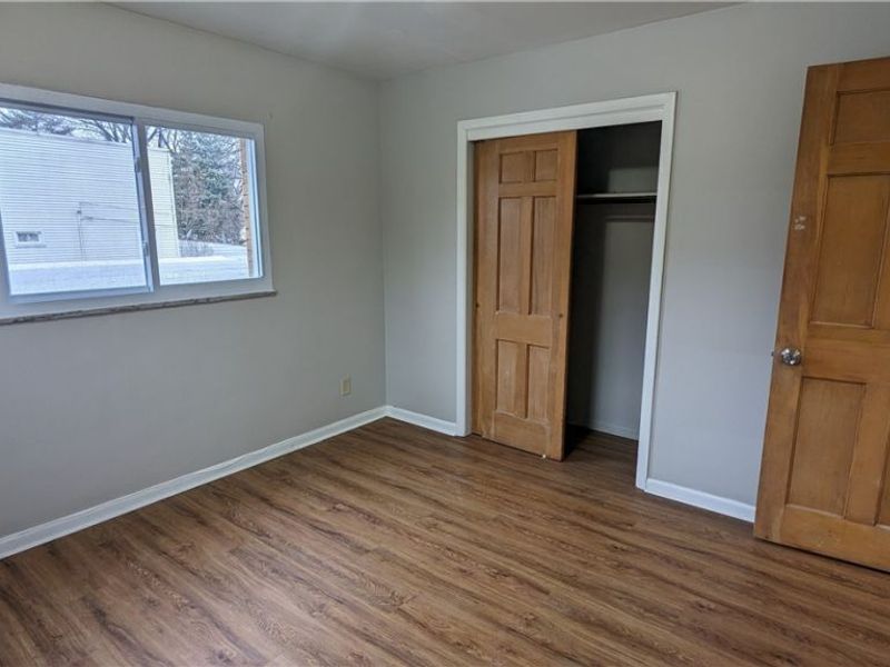 4230 Ridge Road, Brooklyn, OH 44144 Photo 7