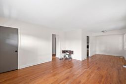 2716 Leola Street photo 4