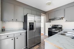 2716 Leola Street photo 4
