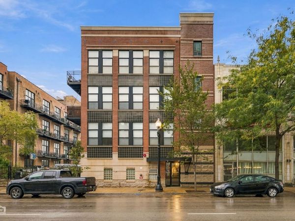 1910 S Michigan Avenue, Unit 303, Chicago, IL 60616