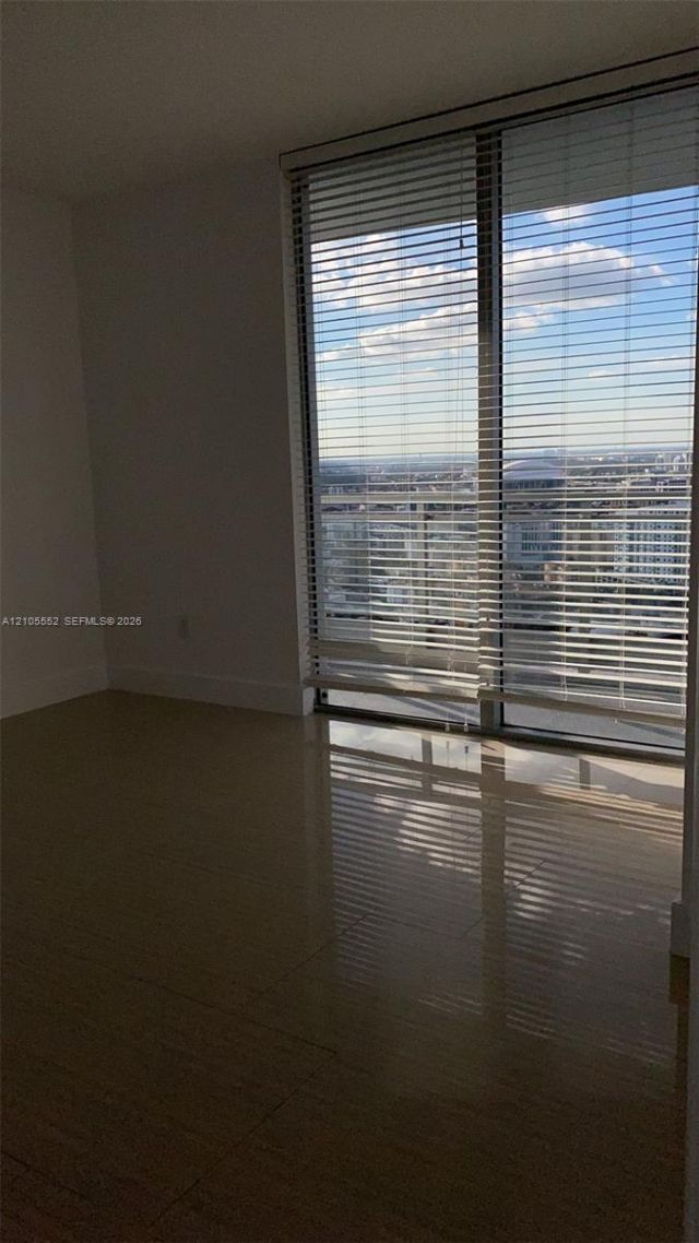 90 SW 3rd St , Unit 3907, Miami, FL 33130 Photo