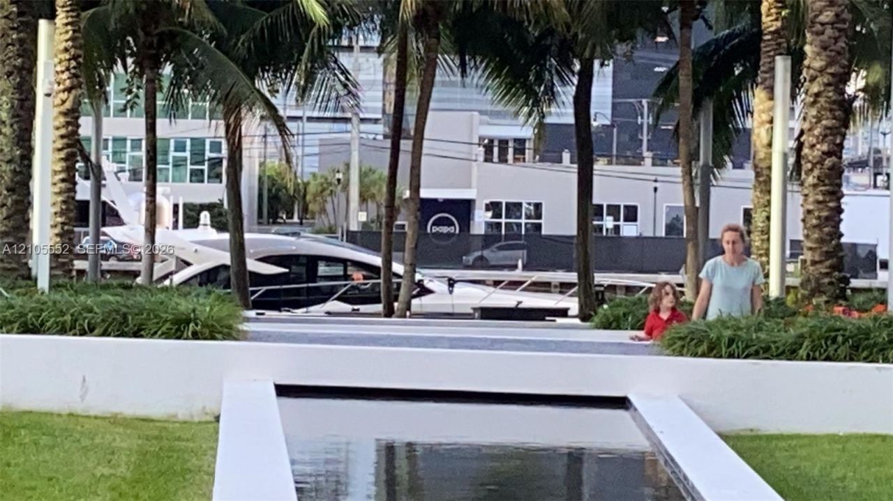 90 SW 3rd St , Unit 3907, Miami, FL 33130 Photo
