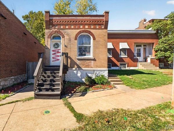 4431 Virginia Avenue , St Louis, MO 63111