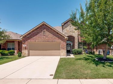 1208 Diablo Pass, Fort Worth, TX 76052