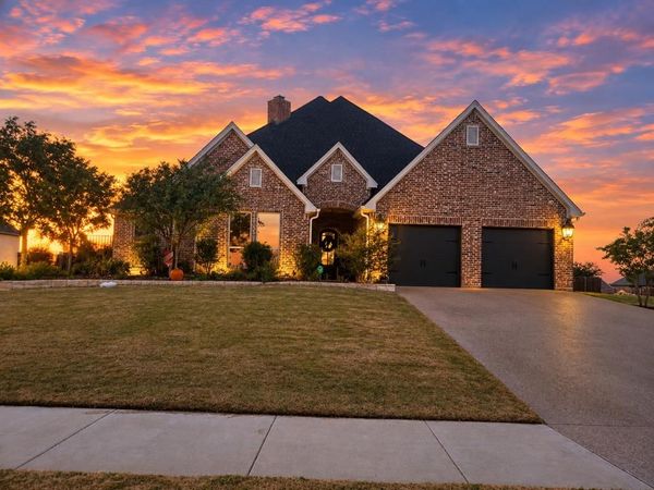 11008 Familia Real Drive, Benbrook, TX 76126
